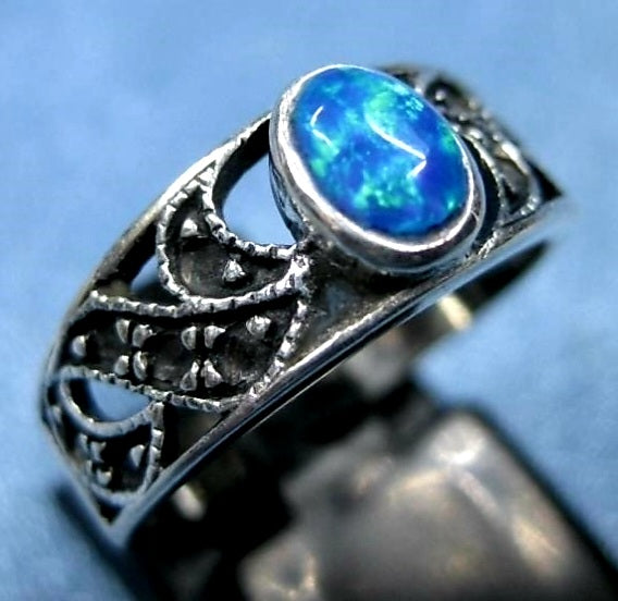 Sterling Silver .925 & Blue Opal Hallmarked Ring *Size 6.75