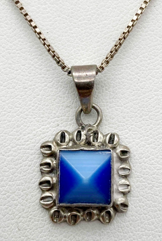 Beautiful *Sterling Silver .925 & Blue Lapis Lazuli Stone 18" Necklace