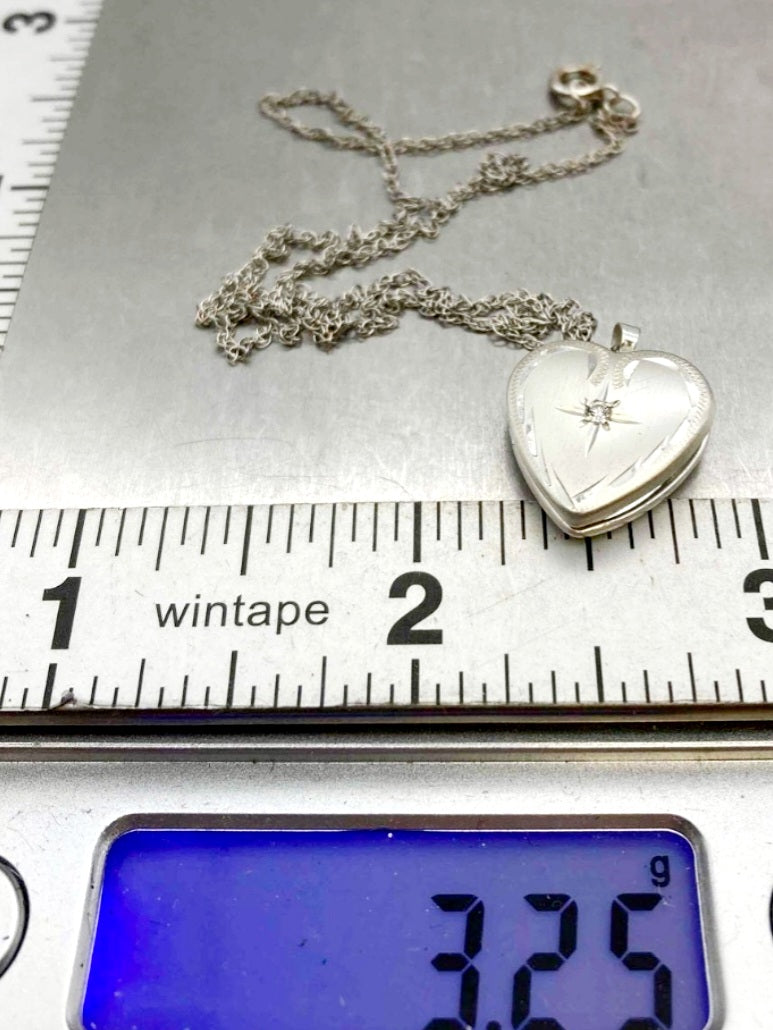 Beautiful *Sterling Silver Heart Shaped Locket 18" Necklace