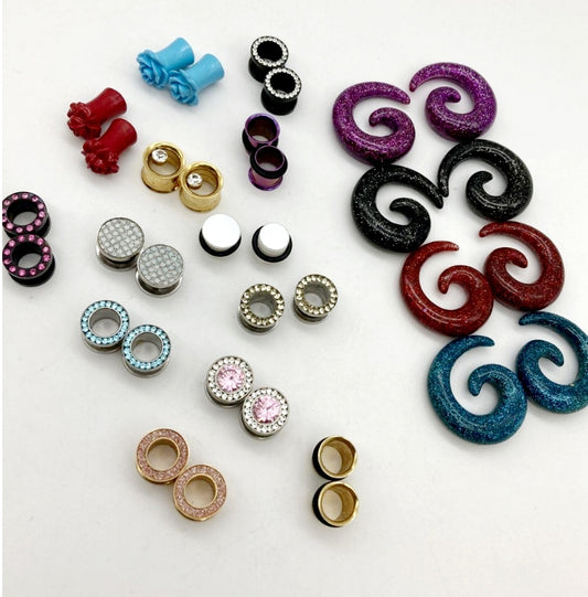 Great *Stainless Steel & Plastic Ear Gauges Lot (17 Pairs)