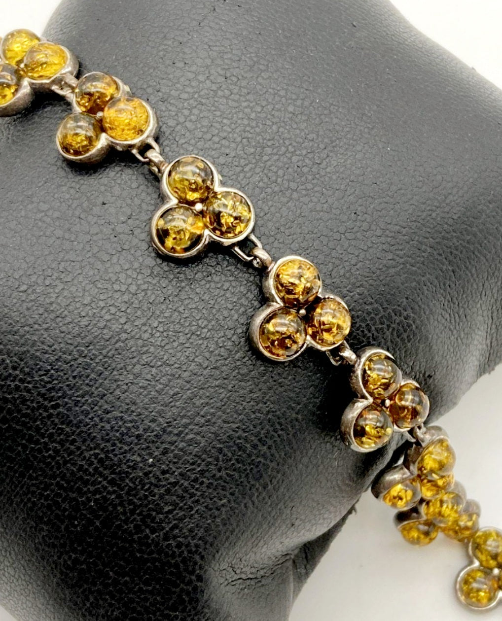 Beautiful *Sterling Silver & Yellow Amber Stone Clover Bracelet