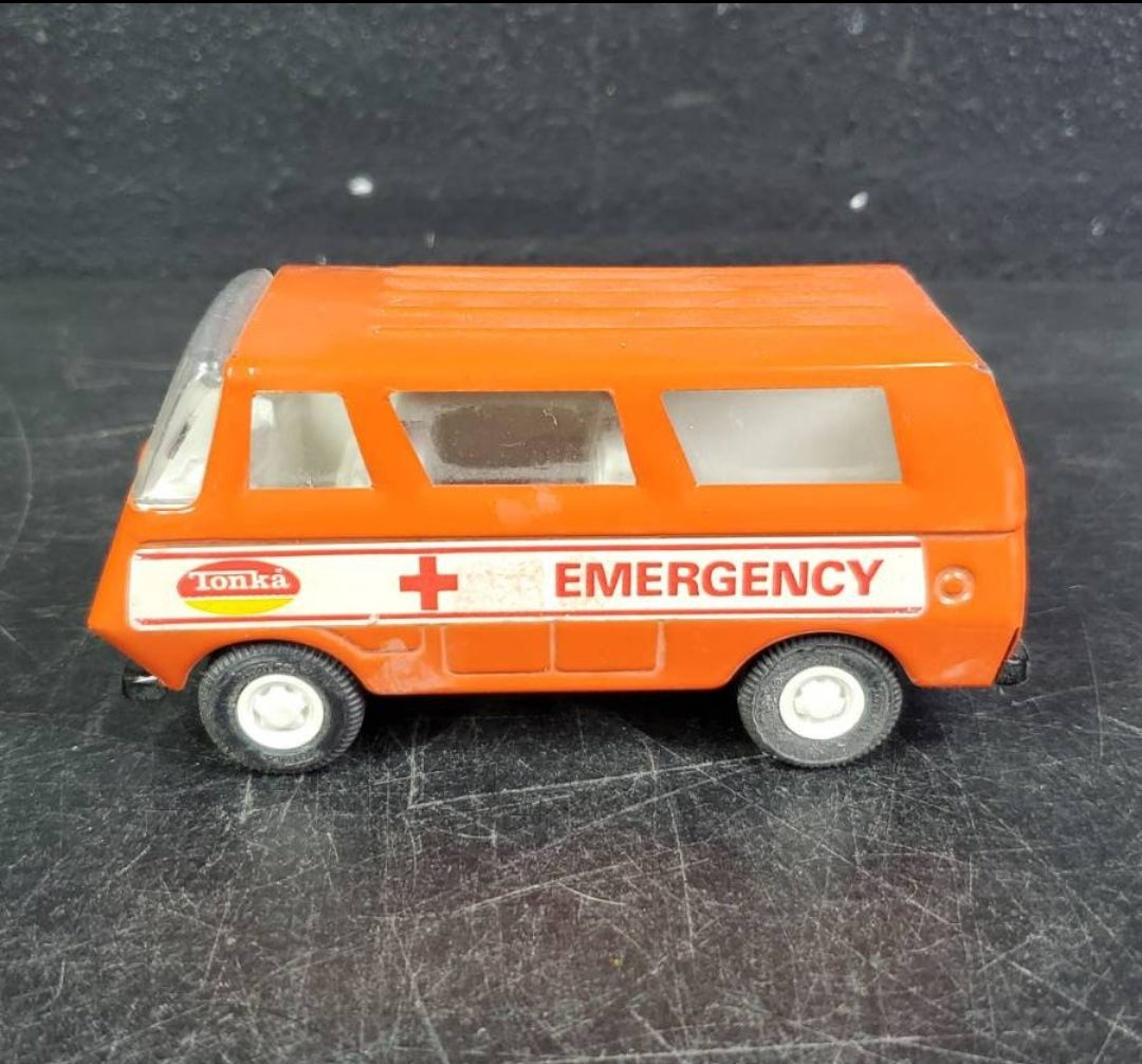 Vintage *Tonka 1986 Emergency Toy Vehicle Van